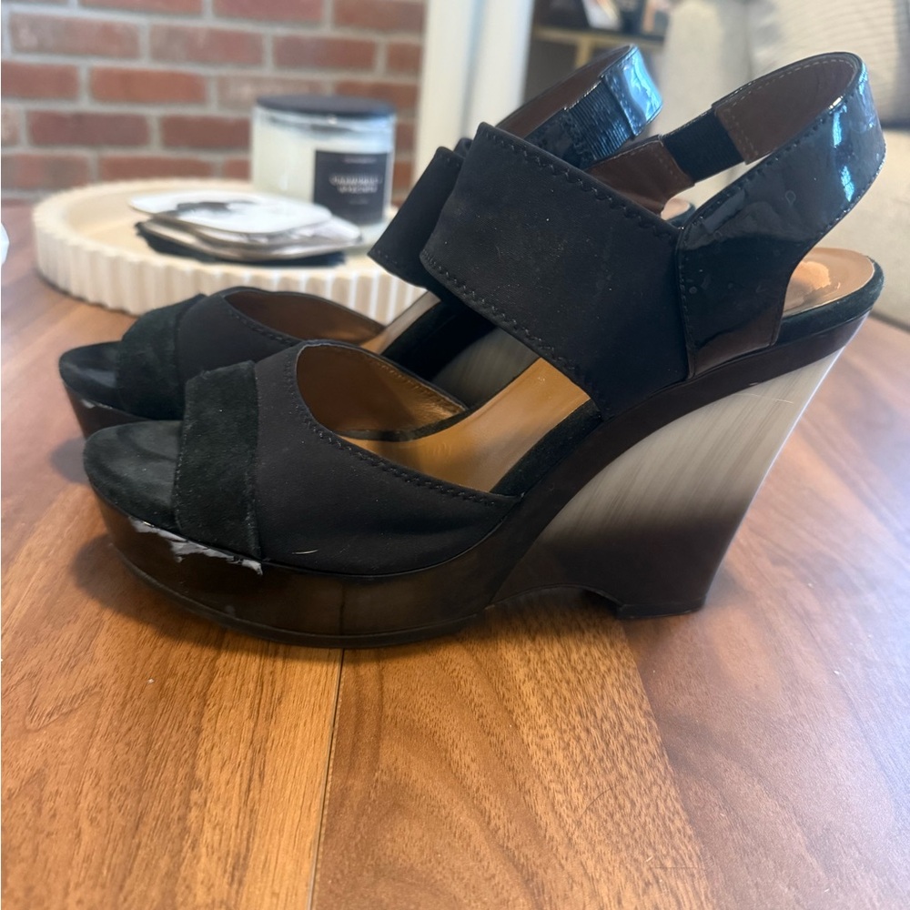 Donald J. Pliner Jenkin wedge sandals
Black - size 8 - Picture 4 of 6